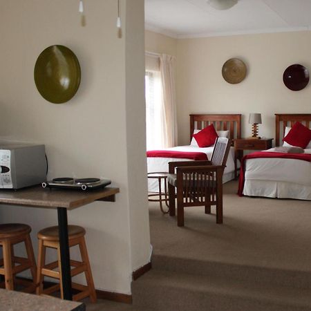 Cosy-Corner Guest House, George Zimmer foto